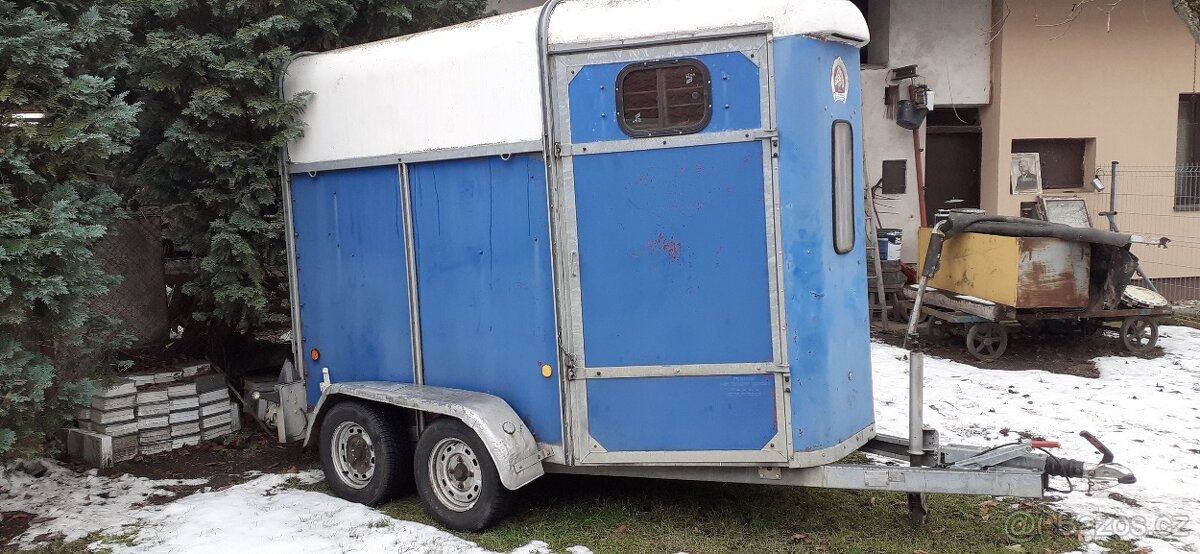 Přepravník 2 koní s laminátovou střechou, i na STÁNEK - 7