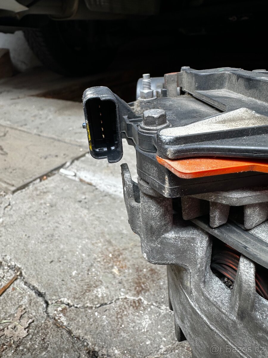 Alternator BOSCH PEUGEOT 308 - 7