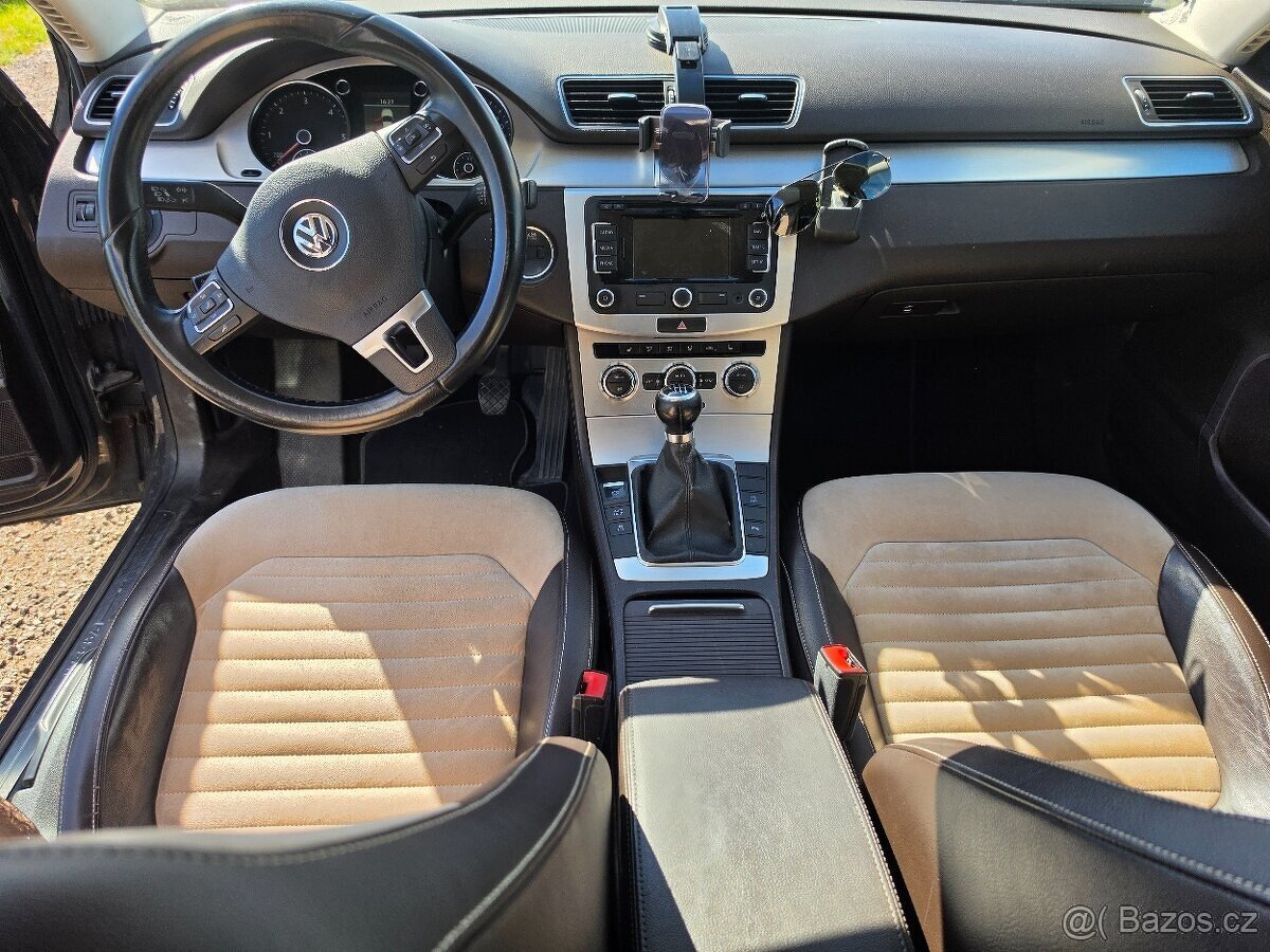 Volkswagen Passat B7 2.0 TDI 103KW, nová STK - 7