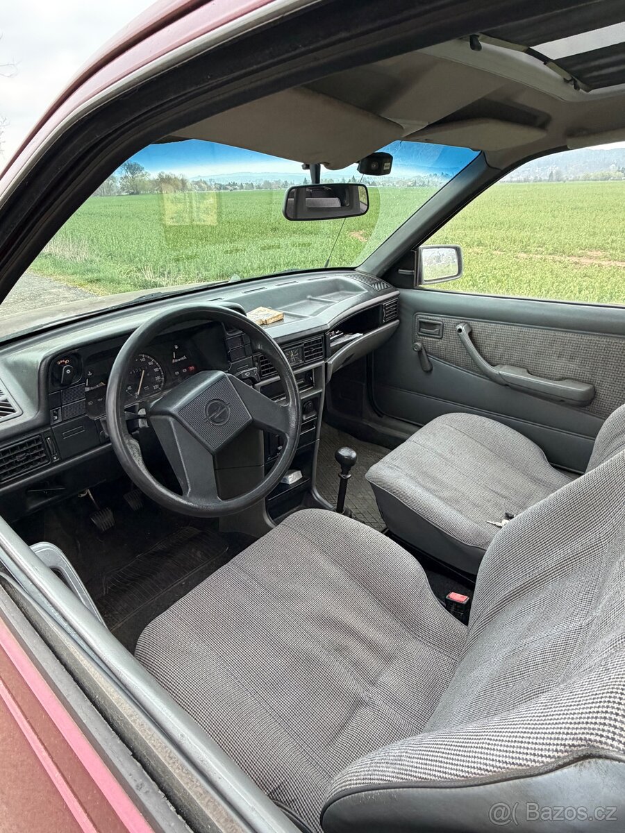 Opel kadett E - 7