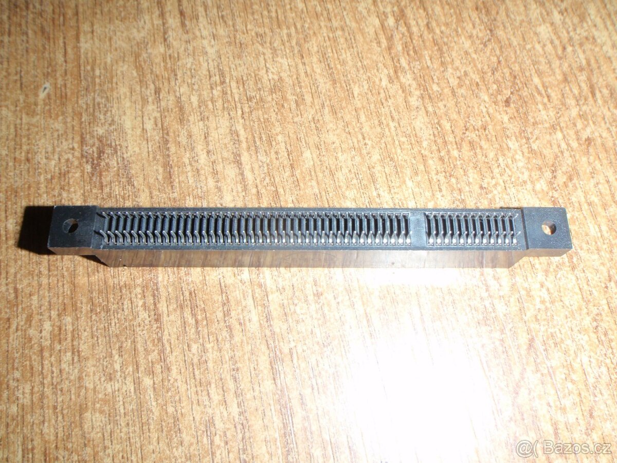 Atari Jaguar Nový konektor pro opravu RED SCREEN - 7