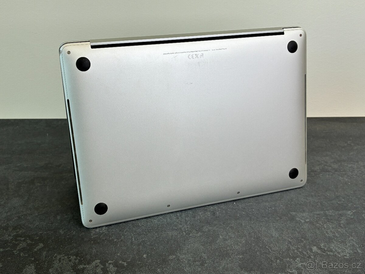 MacBook Pro 13'' 2018 / i5 / 16GB / 256GB SSD - DPH - 7