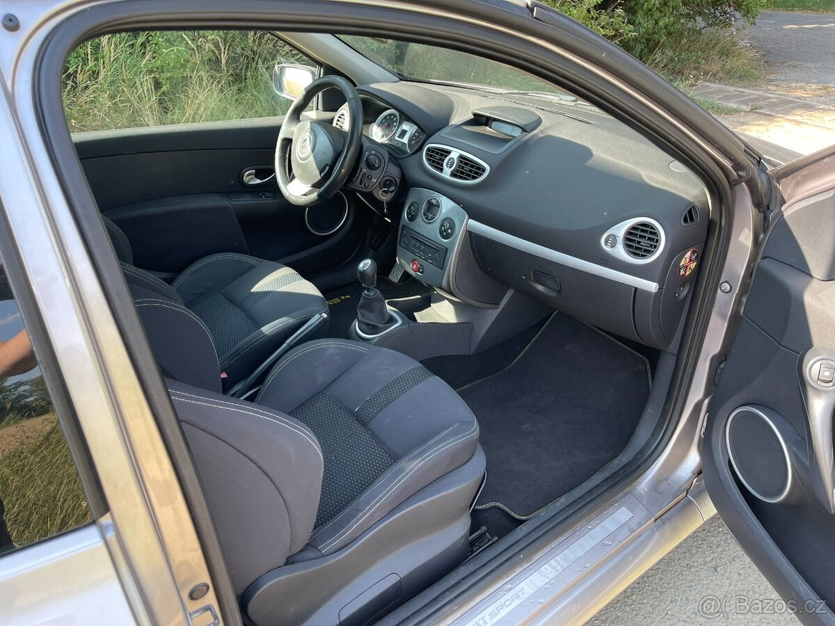 Renault Clio III RS - 7