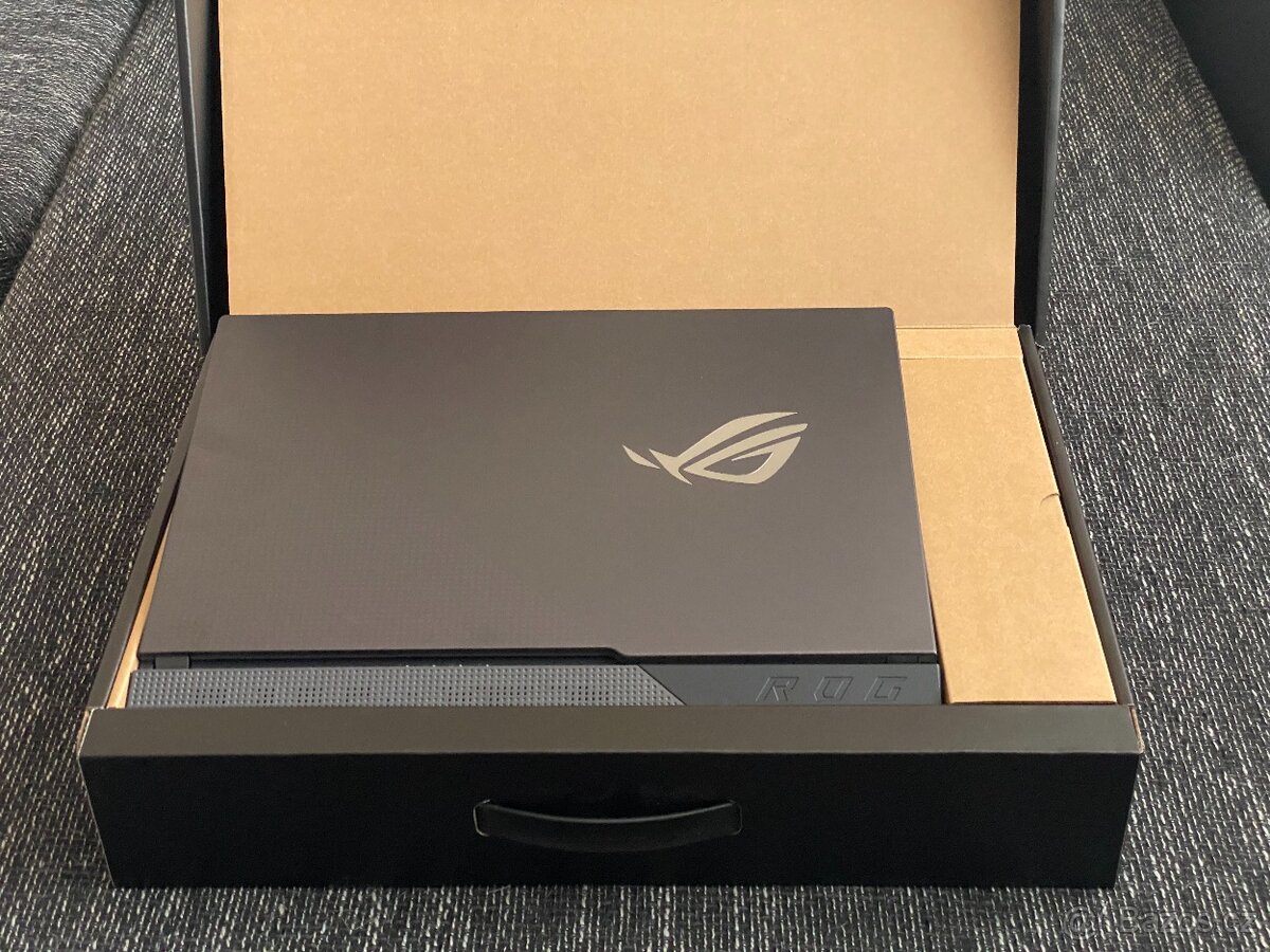 ASUS ROG G15 ( Ryzen 7 / 3060 6GB / 144Hz / M.2 ) - 7