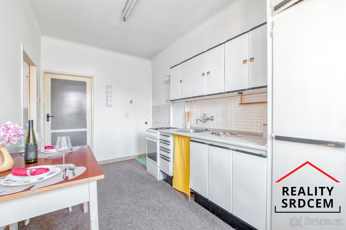 Prodej družs. bytu 2+1, 64 m2 ul. Porubská, Ostrava - Poruba - 7