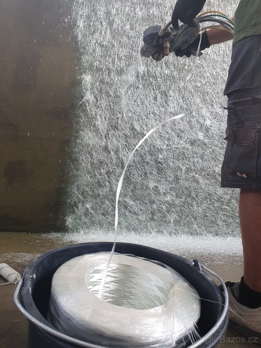 Nástřik sklolaminátu. - 7