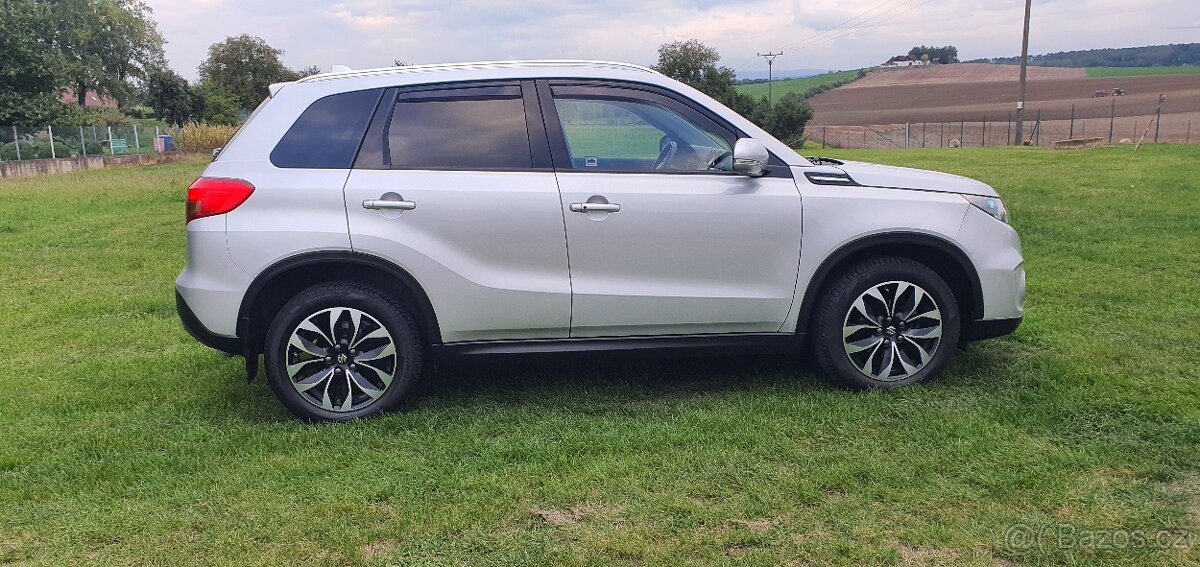 Suzuki Vitara 1,6 DDis 88kW, Premium - 7