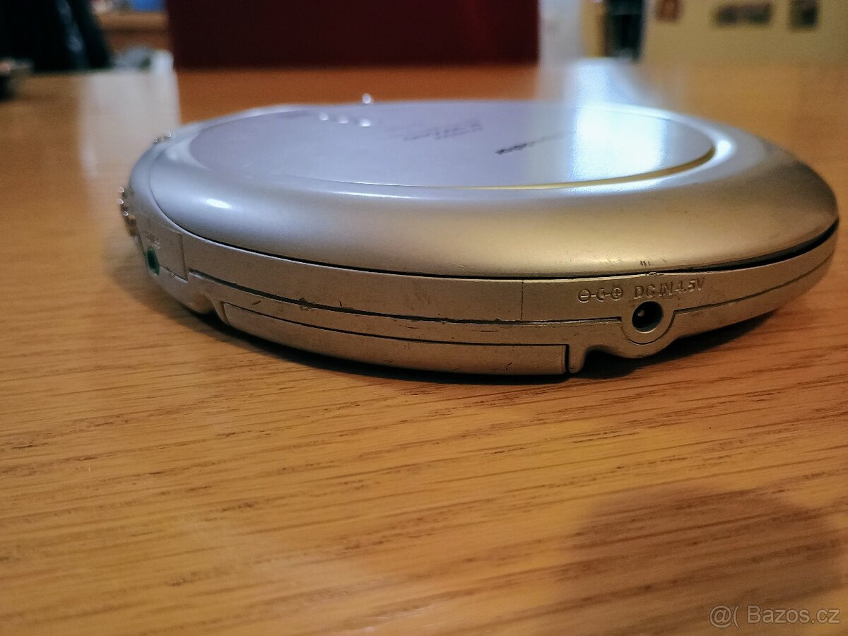 Discman CD přehrávač Roadstar - 7