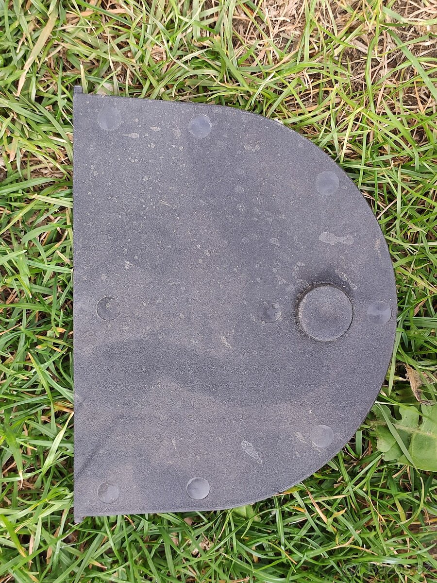 Kryt na zahradní nábytek kus 100,-Kč - 7