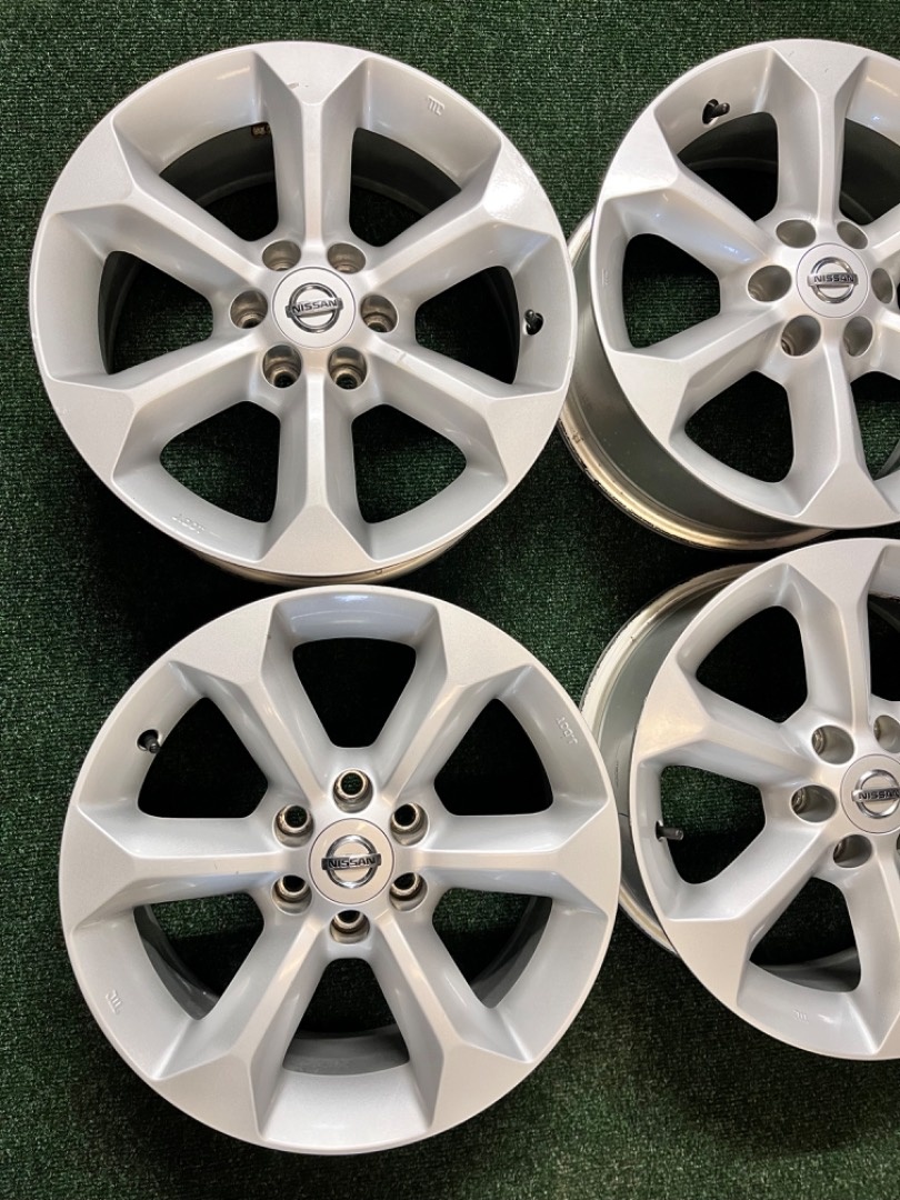 6x114,3 R17 Originál Alu Nissan Navara - ET 30 - 7