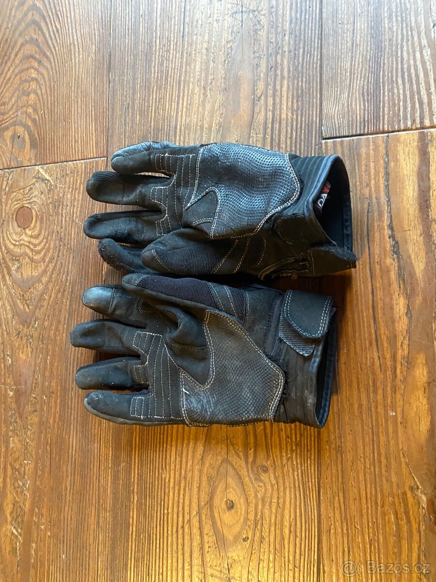 Moto kombinéza s termo výstelkou a helmou - 7