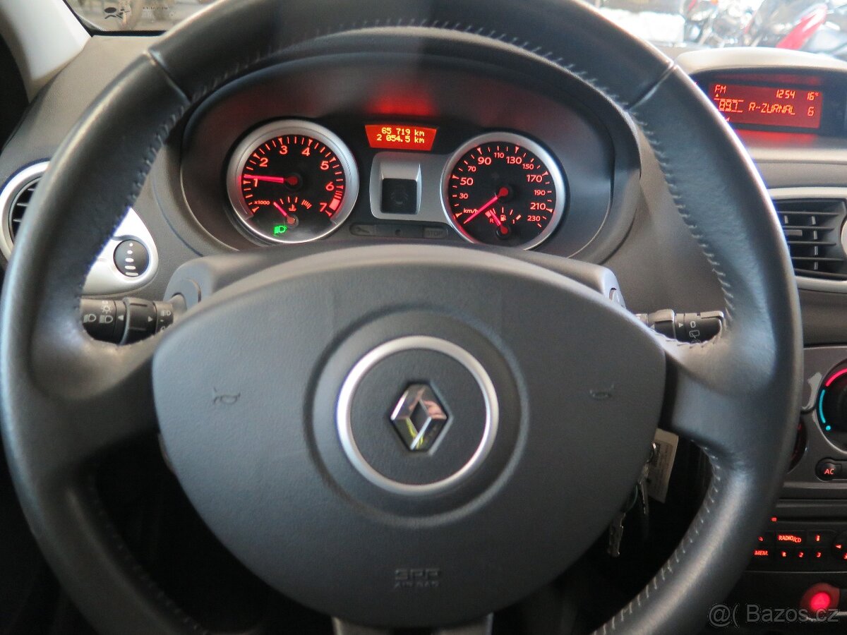 Renault Clio 1.2TCe,klima,2x kola,STK,servis - 7