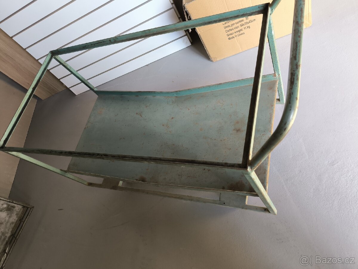 Dílenský vozík - 7