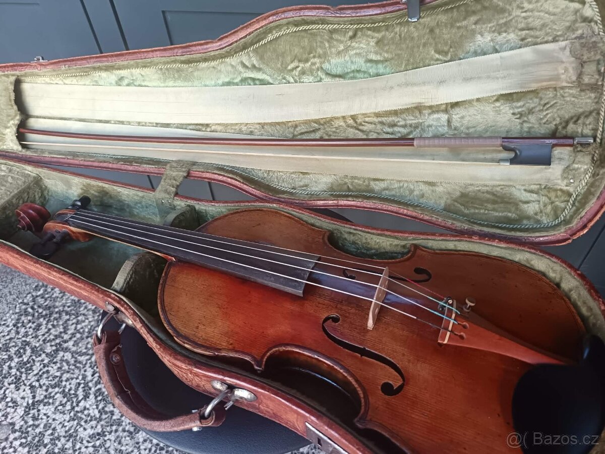 Starší housle - 7