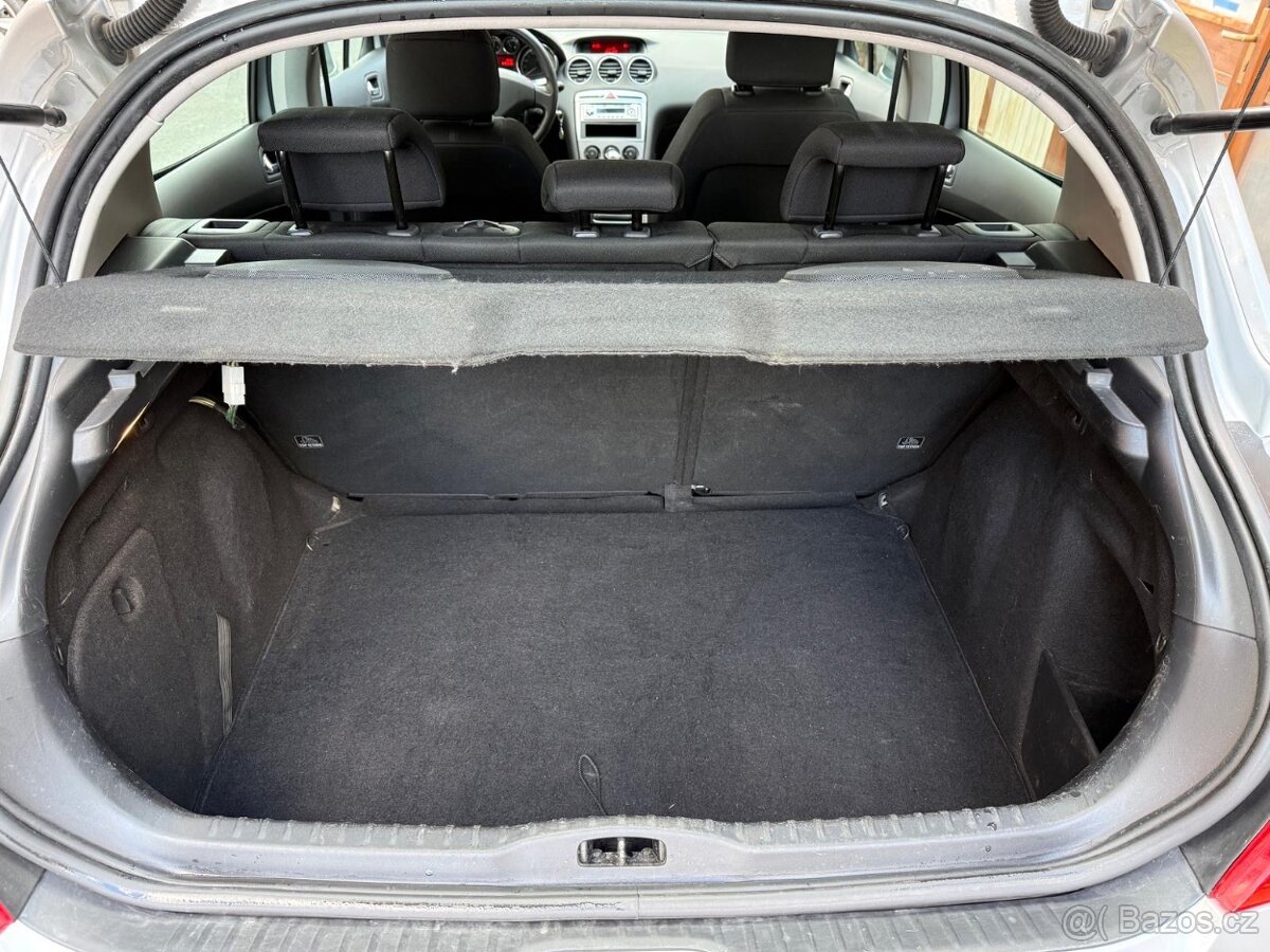 Peugeot 308 1,4i - 7