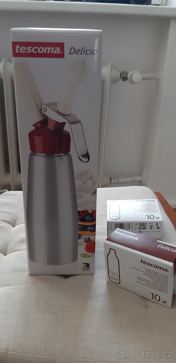 Nádoba na šlehačku Tescoma a dvě balení bombiček - 7