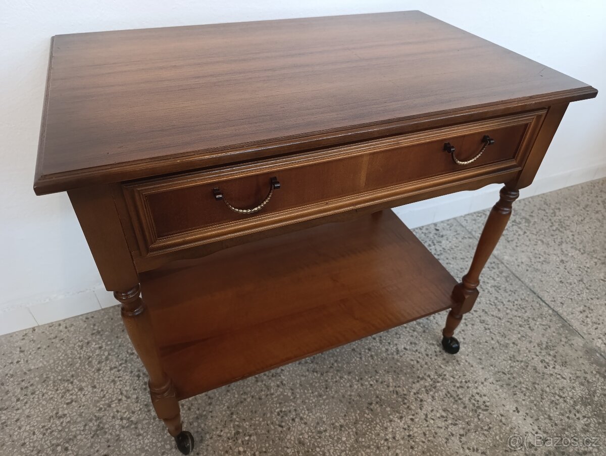 Rustikální konzolový stolek, nábytek z masívu, pojízdný - 7