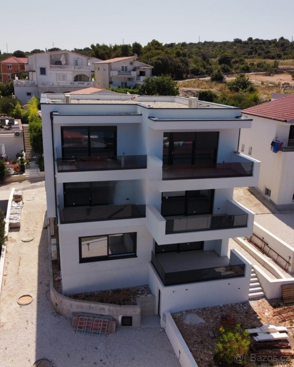 CHORVATSKO: ROGOZNICA – NOVOSTAVBA S OTEVŘENÝM VÝHLEDEM NA M - 7