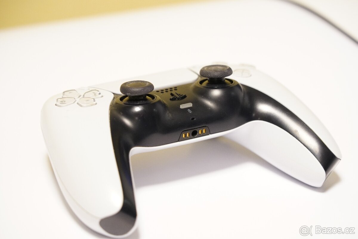 PlayStation 5 s mechanikou - 7