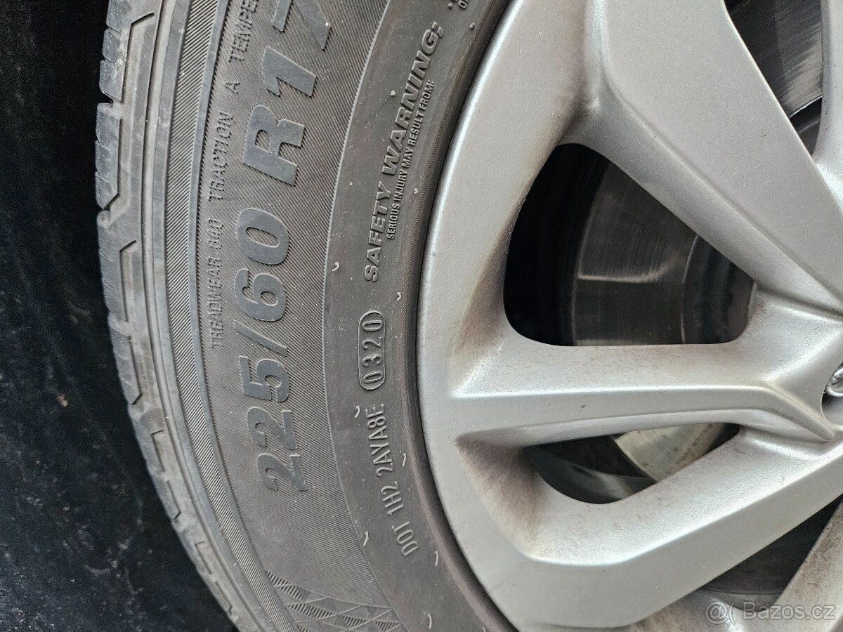 SUV 4x pneumatiky letní Nokian 225/60 R17 99H - 7