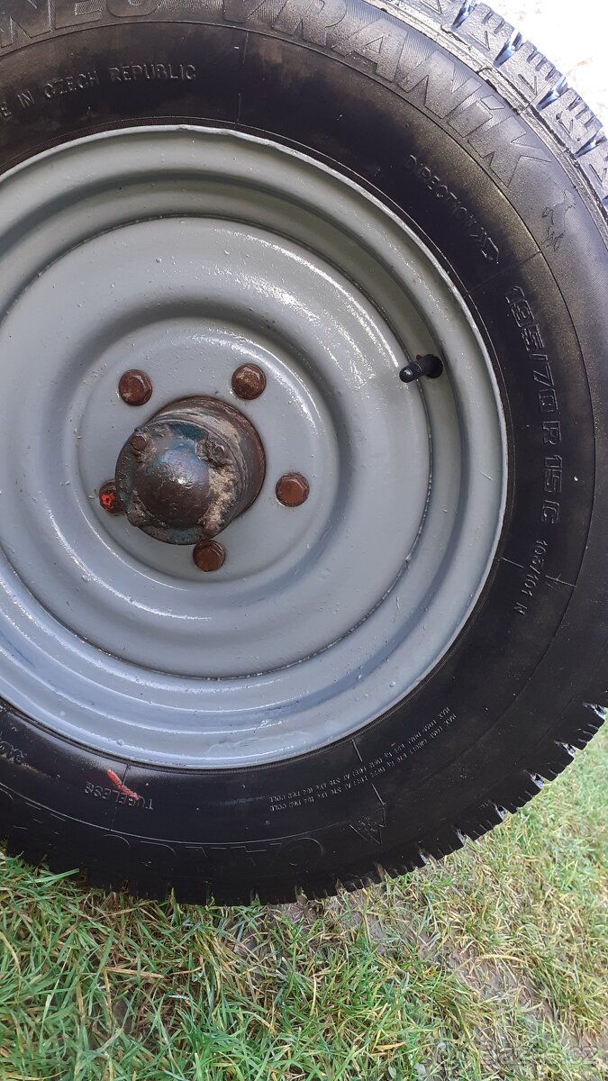 Náprava na káru/vlek - 7