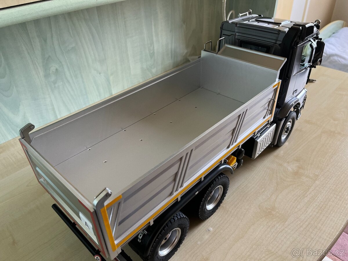 Mercedes Arocs 6x6 sklopka - rc model 1:14 - 7