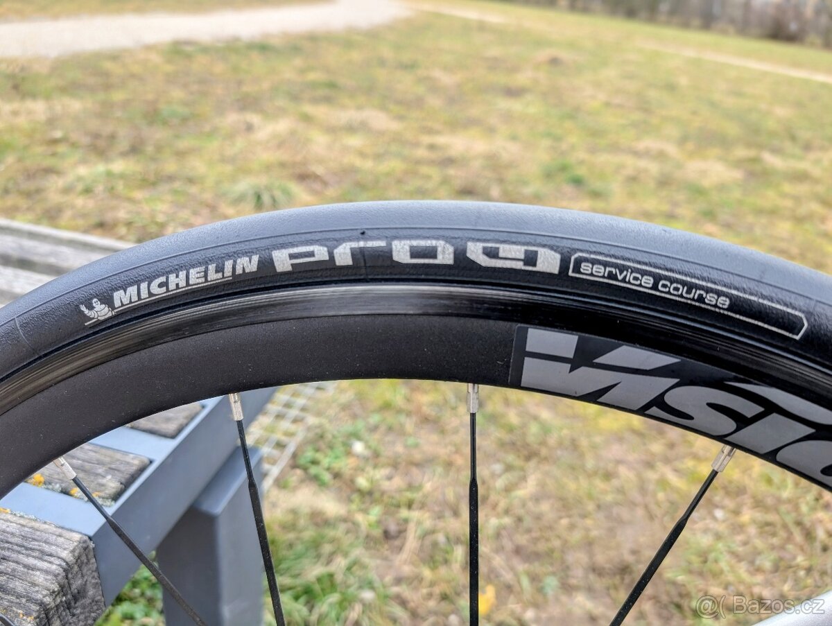 Van Rysel Ultra 900 CF 105 - 7