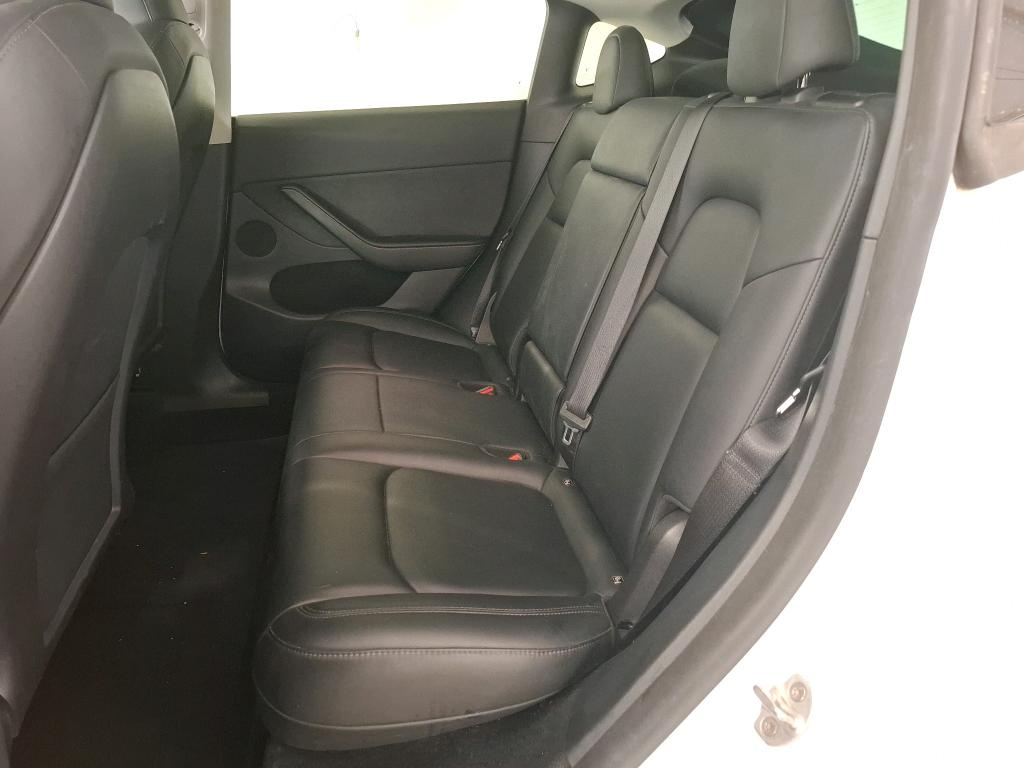 Tesla Model Y AWD 4x4 Long Range - 1858 - 7