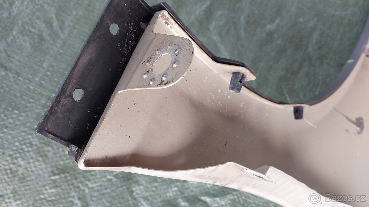Škoda Octavia 2 - Blatník PP zlatá LF1U - 7