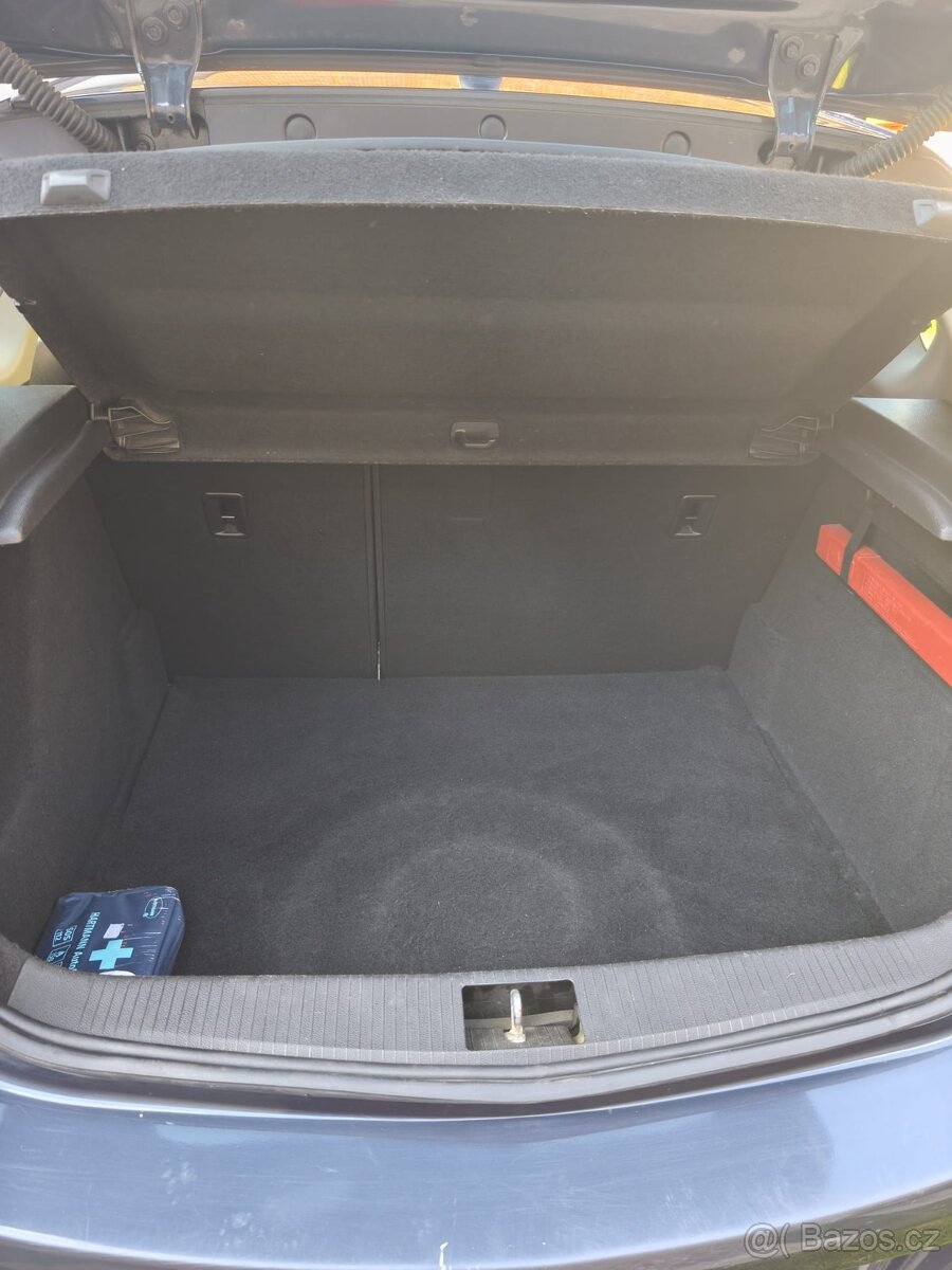 Opel Astra J 1,4i - 7