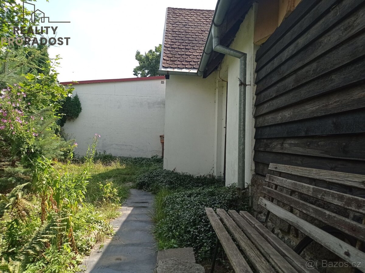 Rodinný dům, 100 m2, Krty u Jesenice, pozemek 269 m2 - 7