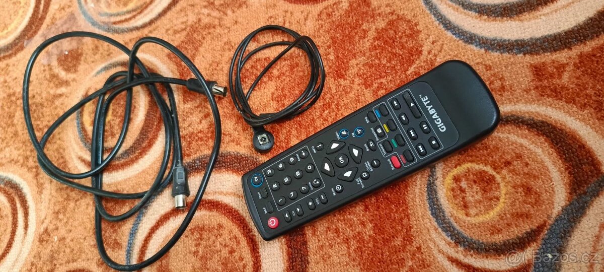 Skříň k PC s TV kartou - 7