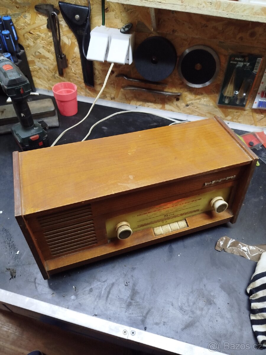 Rádio Tesla + příslušenství - 7