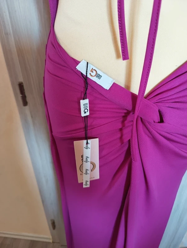 Dlouhé elegantní šaty - 7