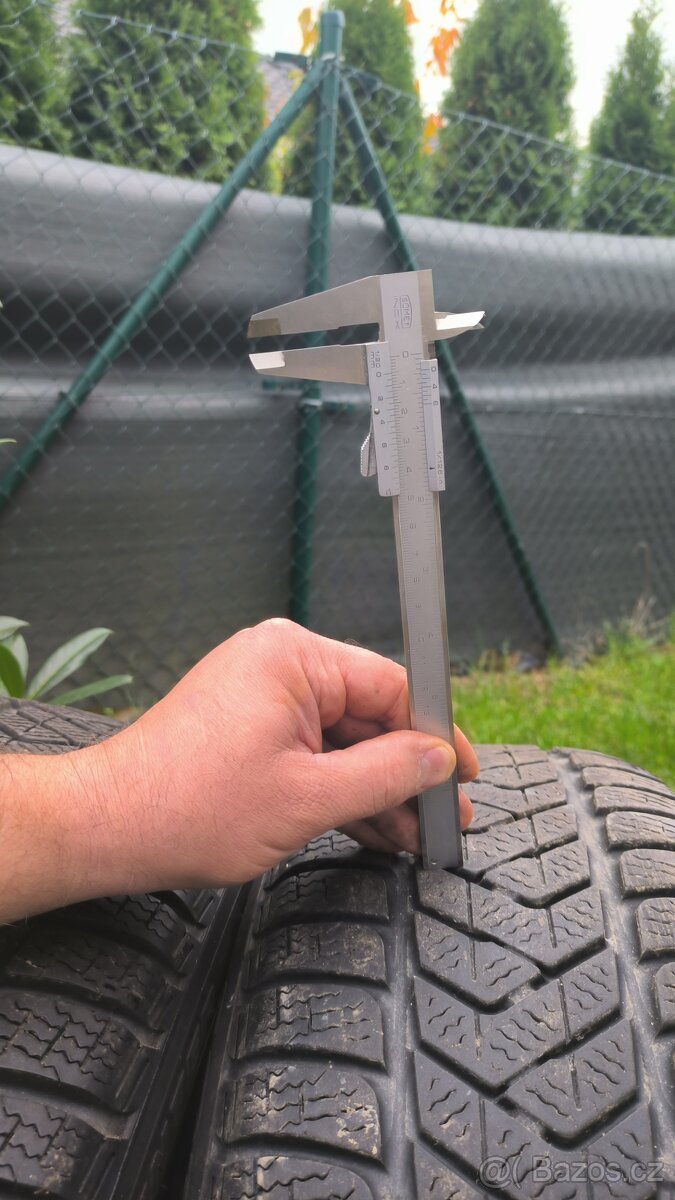 Celoroční pneu Pirelli 215/55 R18 - 7