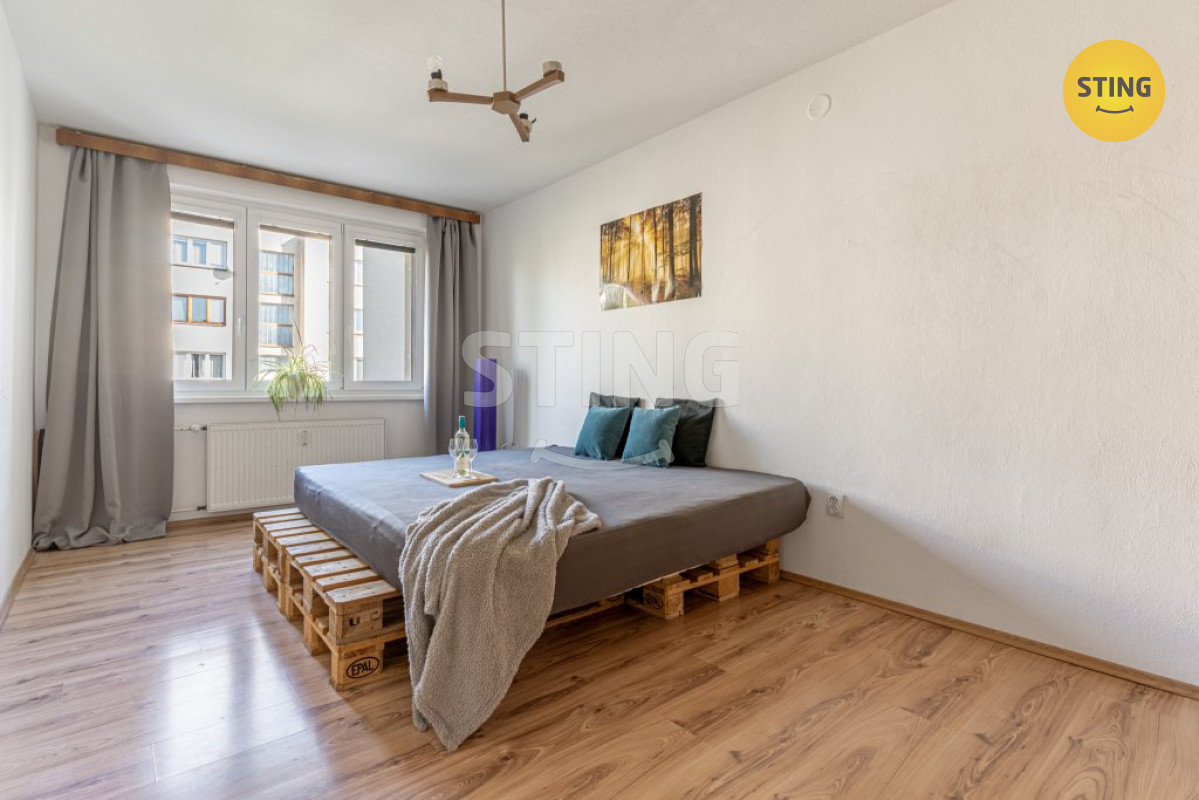 Prodej bytu 3+1, 75 m2, Velké Popovice - klidná loka, 133499 - 7