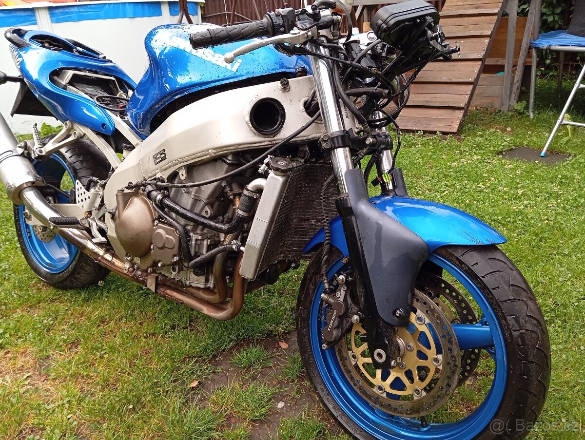 Kawasaki ZX-9R Ninja - 7