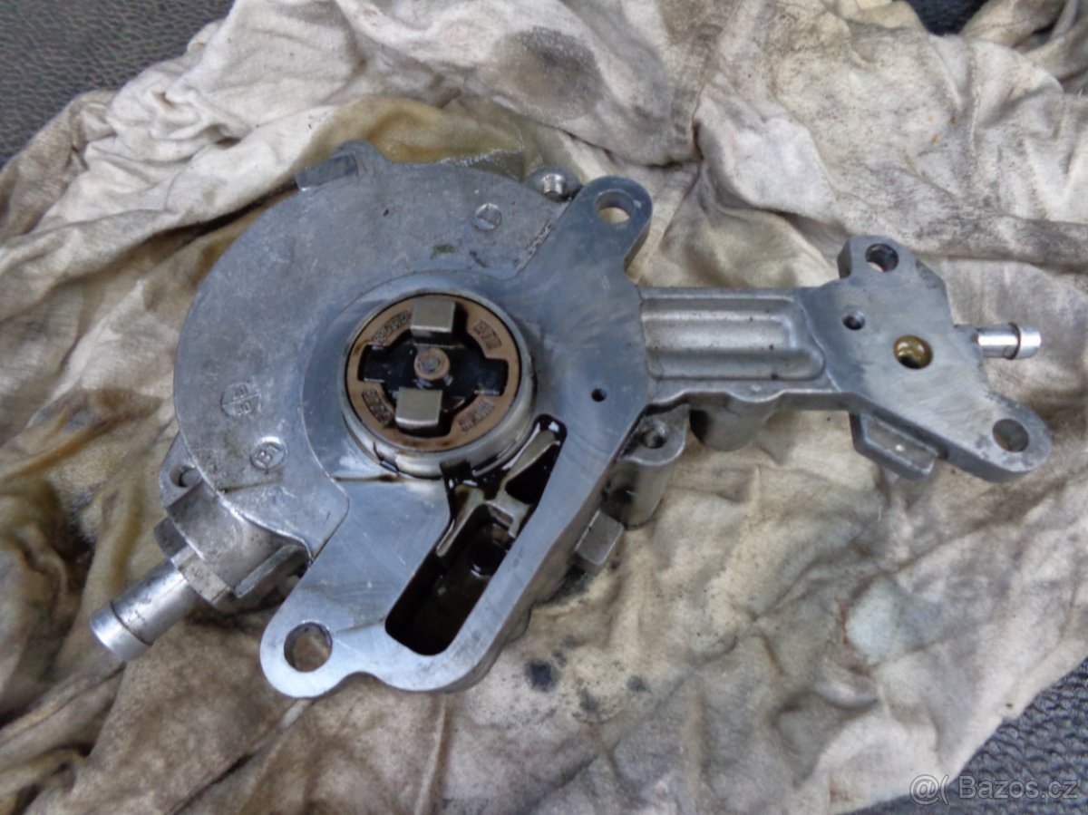 VW Passat B5,5 zrcátko,brzdový válec,tandem. čerpadlo - 7