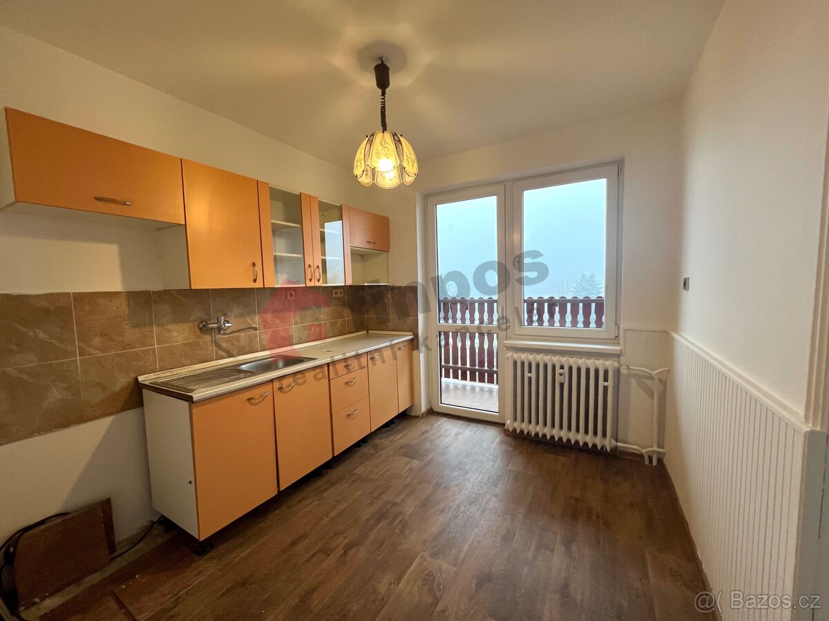 Pronájem bytu 3+1 70 m2 ve Veliši - 7