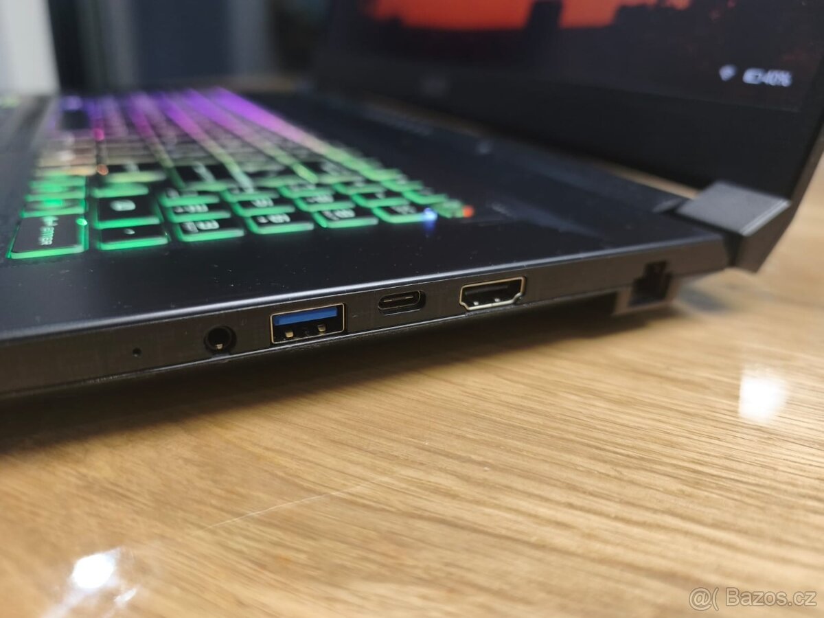 MSI KATANA A17 AI B8VG RTX 4070 (záruka) - 7