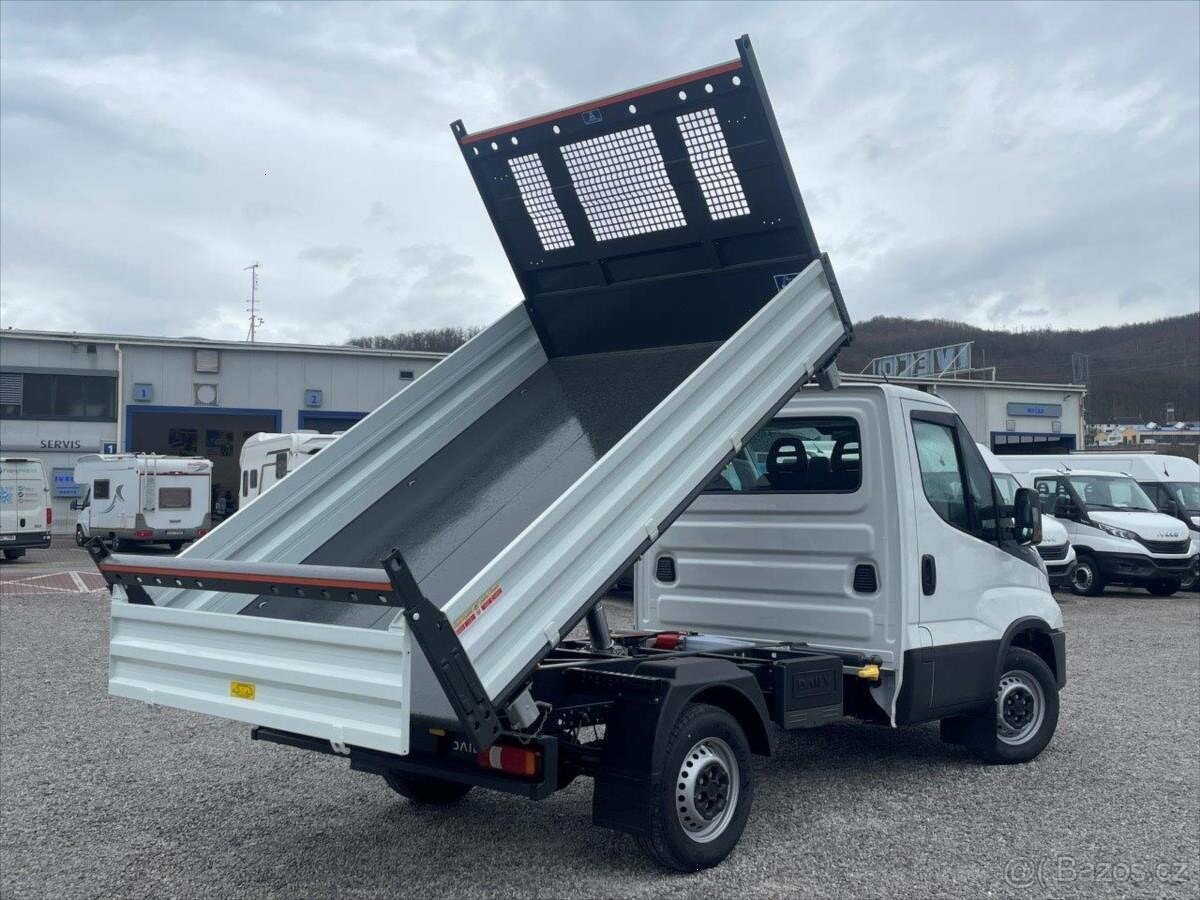 Iveco Daily 2,3 NOVÝ MODEL 35S16 S3 (2026) - 7