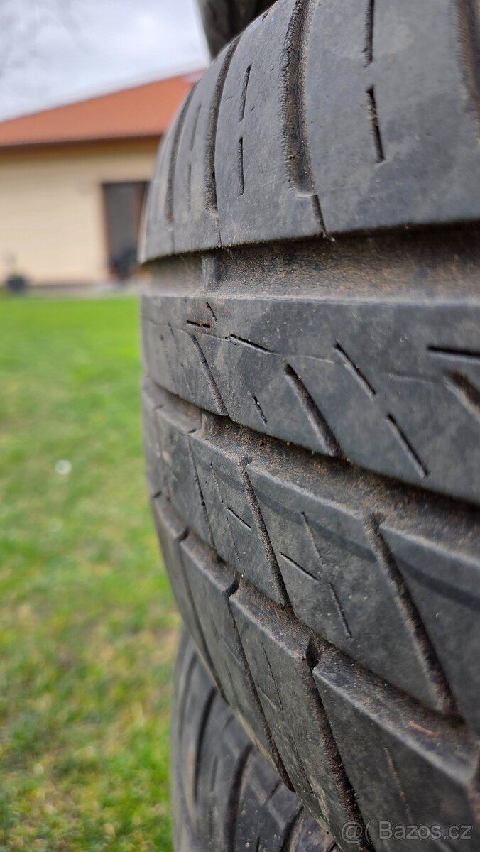 Prodam letni pneu 195 65 15 - 7