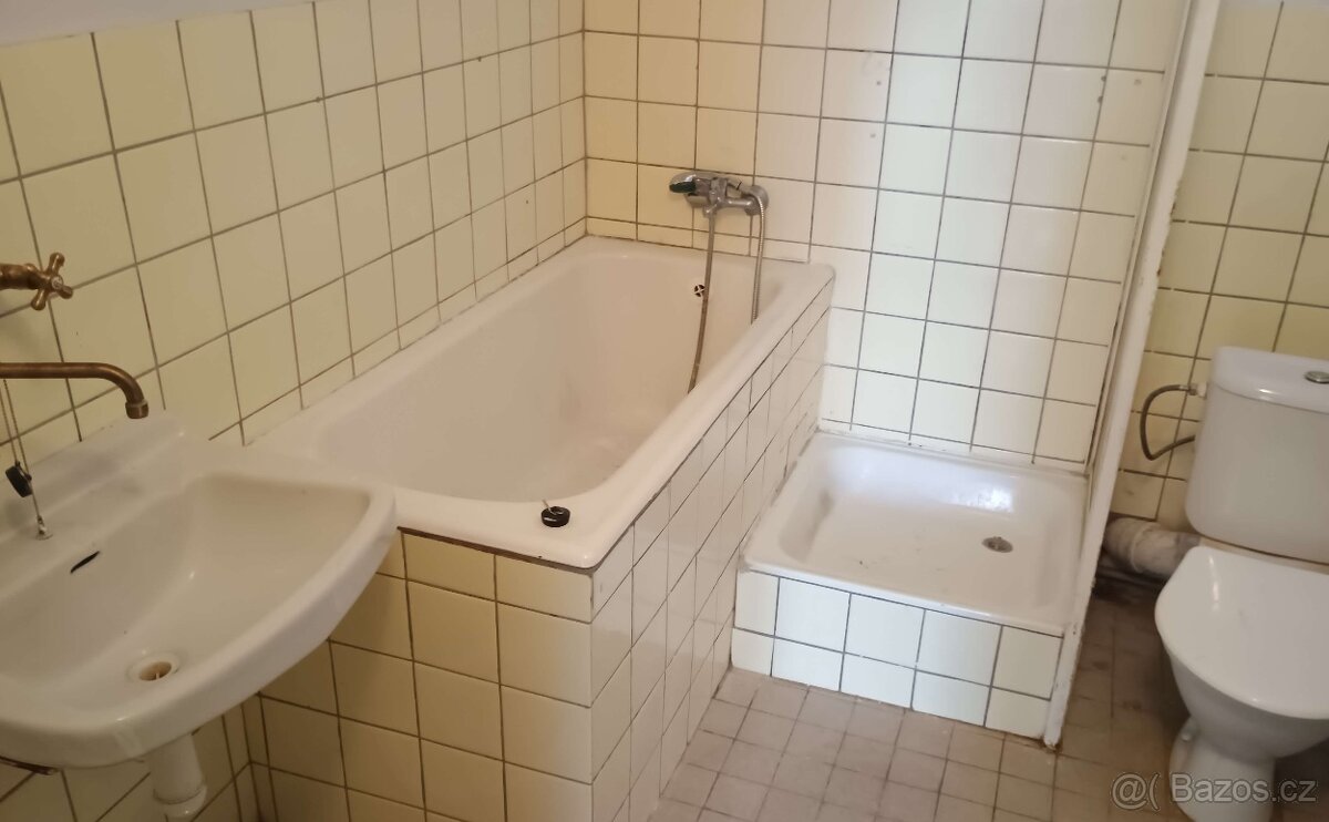 Pronájem 4+1 České Budějovice, Dr. Stejskala v centru - 7