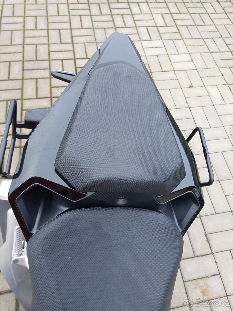 Honda CB 500 Hornet - 7