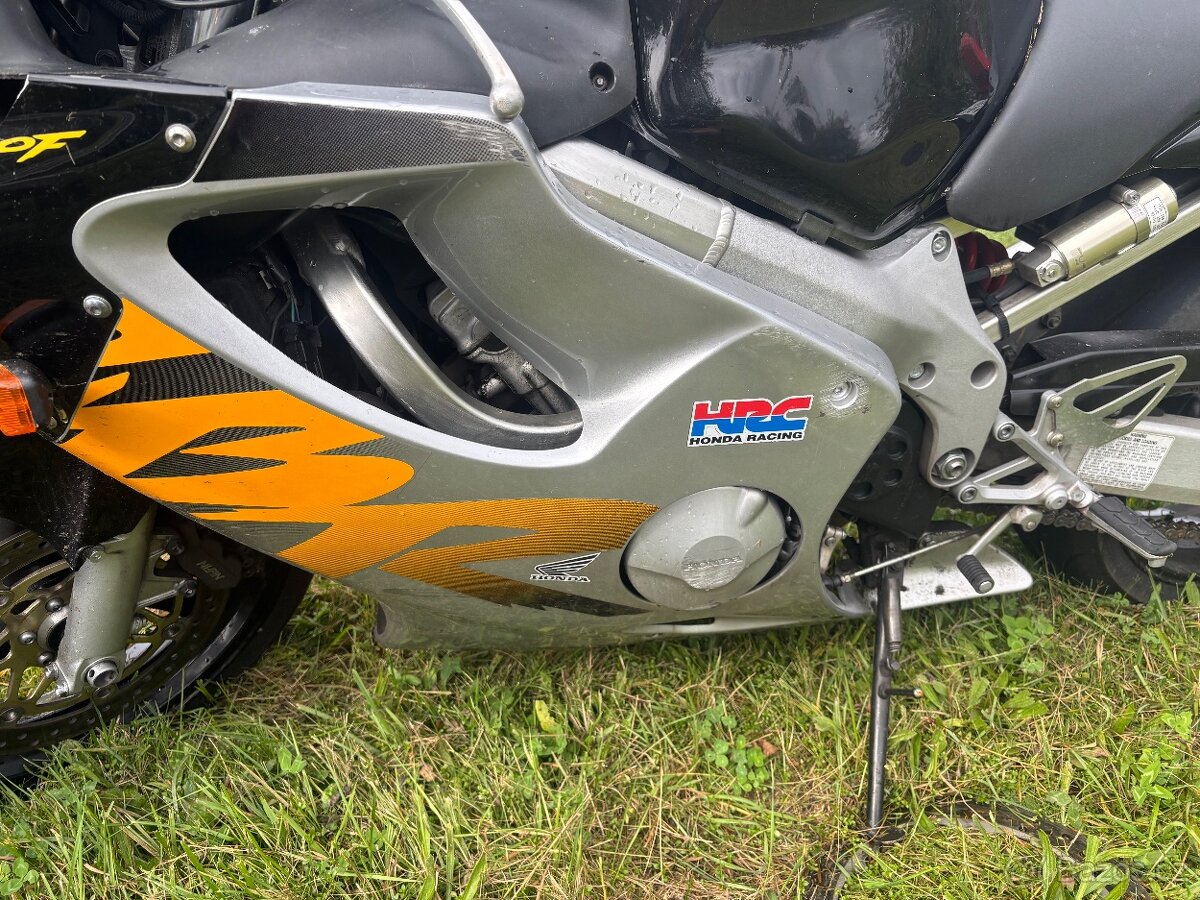 Bourana Honda CBR 600F 25KW 2000 - 7