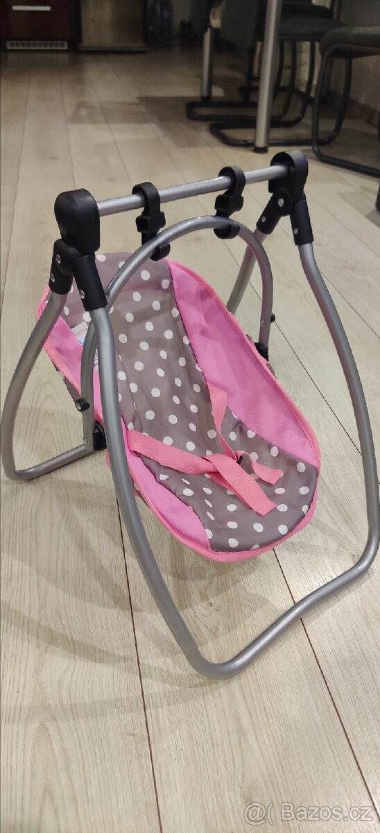 Houpačka pro panenky s jídelní židličkou 2v1 - 7