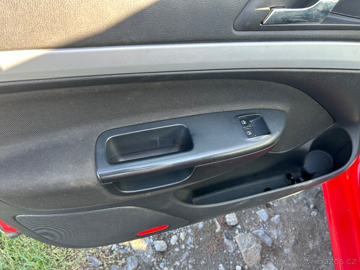 Náhradní Díly Octavia 2 KOMBI 1.6TDi 77kW - 7