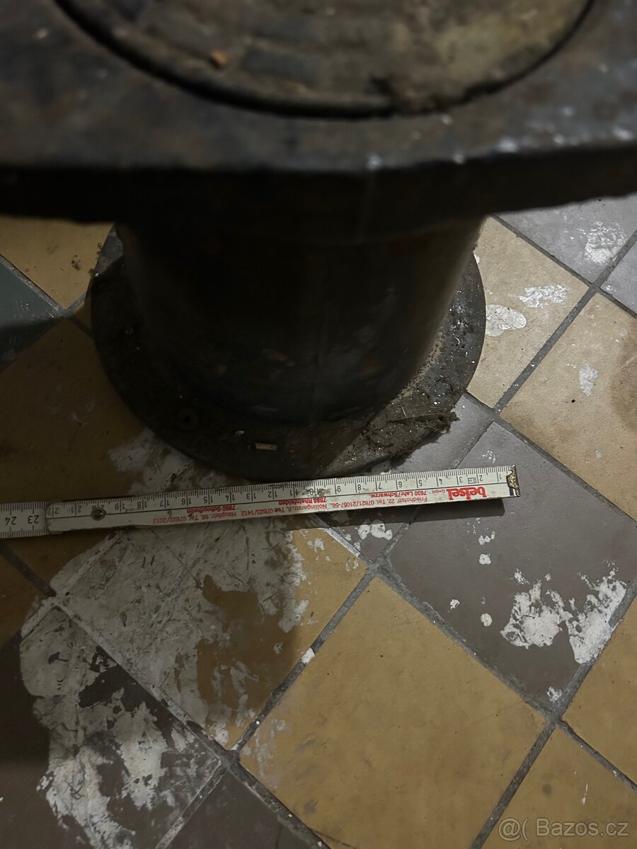 Litinový poklop/ uzávěr vody - 7