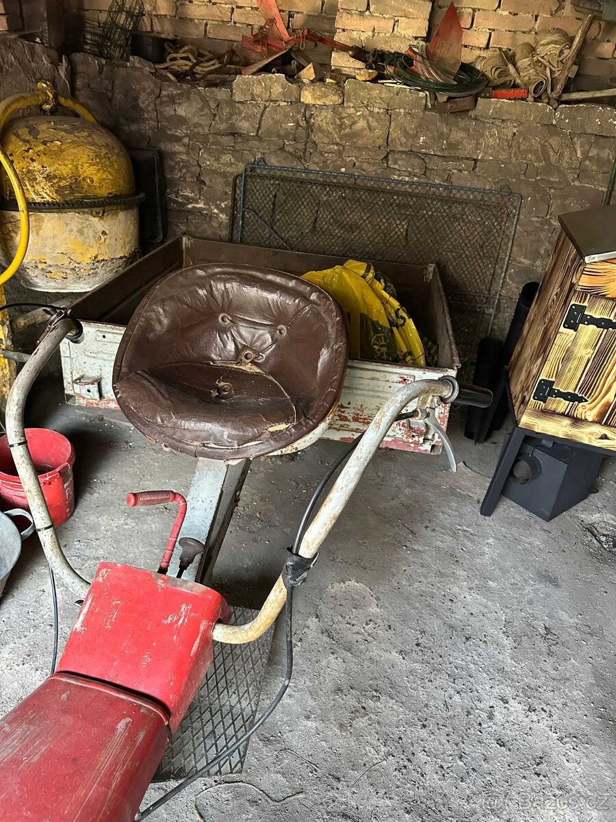 Malotraktor TJ-5 s valníkem - 7