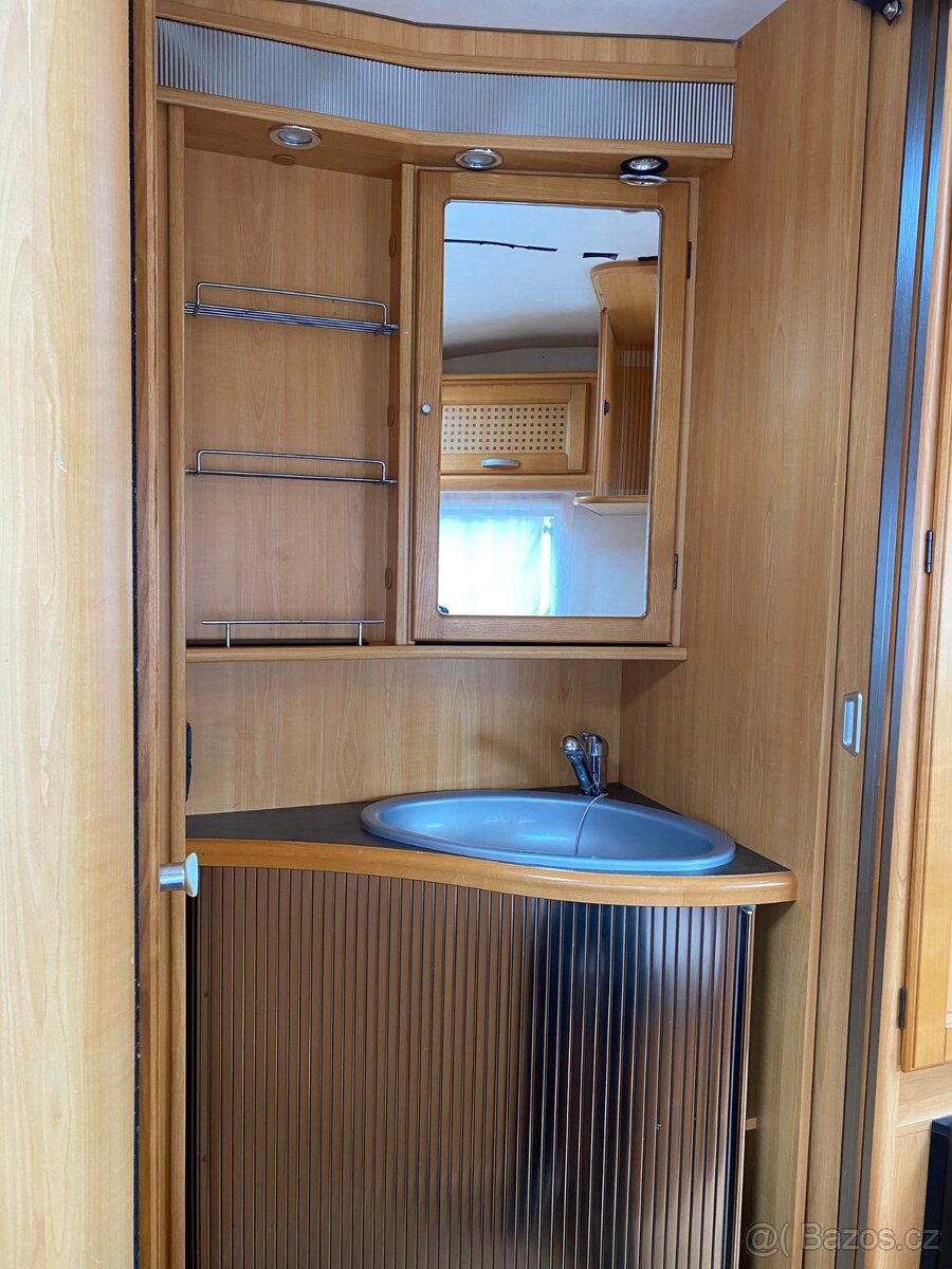 LMC Dominant 470/FRANCOUZSKÁ POSTEL - 7